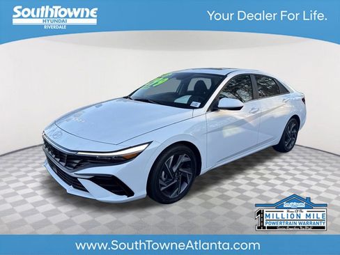 Used 2025 Hyundai Elantra SEL w/ Cargo Package FWD image 1