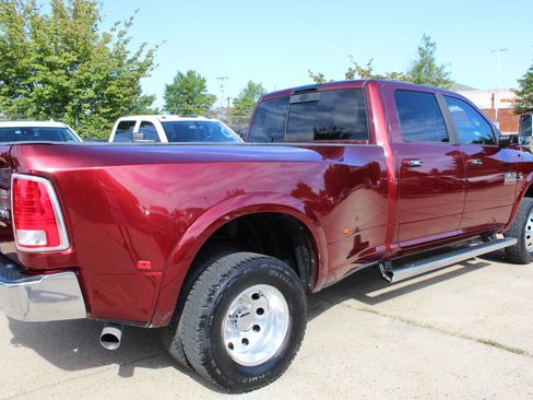 Used 2016 RAM 3500 Laramie image 9