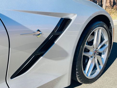 Used 2015 Chevrolet Corvette Stingray Convertible w/ 2LT Preferred Equipment Group RWD image 8