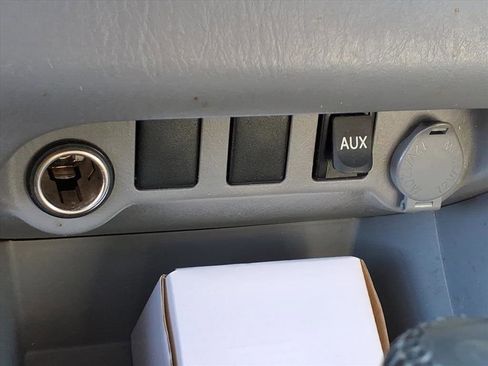 Used 2011 Toyota Tacoma PreRunner image 22