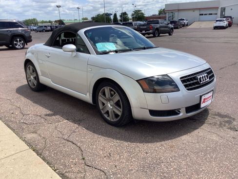 Used 2005 Audi TT 1.8T FWD image 5
