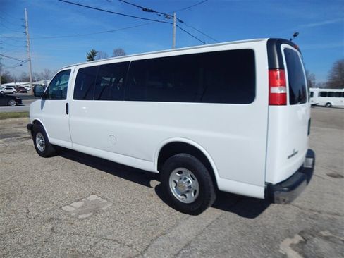 Used 2017 Chevrolet Express 3500 LT w/ LT Preferred Equipment Group image 2