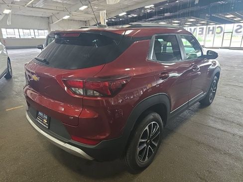 Certified 2025 Chevrolet TrailBlazer LT AWD/4WD image 3