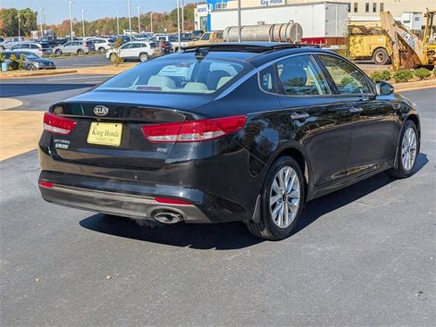 Used 2016 Kia Optima EX w/ Premium Package image 8