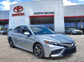 Used 2024 Toyota Camry SE w/ Convenience Package FWD video 1