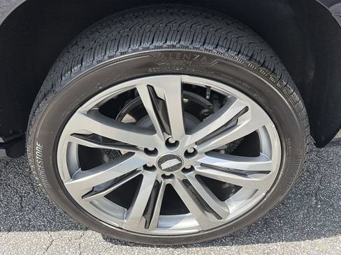 Used 2025 Cadillac Escalade Sport Platinum w/ LPO, Floor Liner Package AWD/4WD image 11