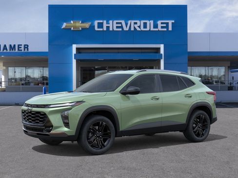 New 2026 Chevrolet Trax ACTIV w/ Driver Confidence Package FWD image 2