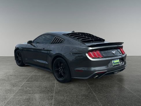 Used 2020 Ford Mustang Coupe RWD image 7
