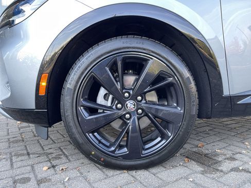 Used 2023 Buick Envision Preferred image 11