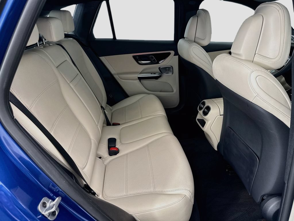 Certified 2026 Mercedes-Benz GLC 300 image 21