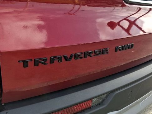 Certified 2025 Chevrolet Traverse Z71 w/ Driver Confidence Package AWD/4WD image 29