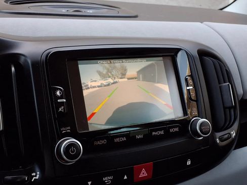 Used 2014 FIAT 500L Easy FWD image 7
