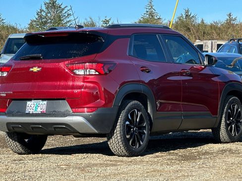 Used 2022 Chevrolet TrailBlazer LT w/ Convenience Package image 4