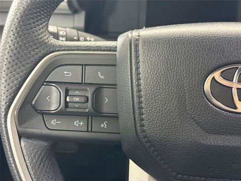 Certified 2024 Toyota Tacoma SR5 image 17