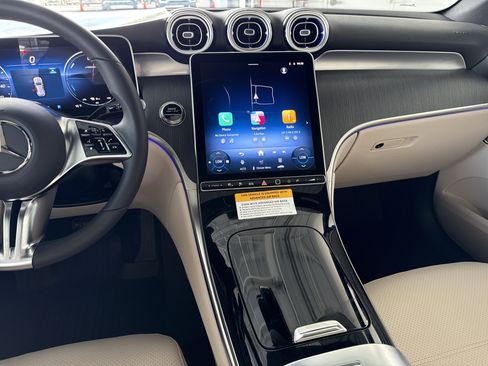 New 2026 Mercedes-Benz GLC 350e 4MATIC image 38