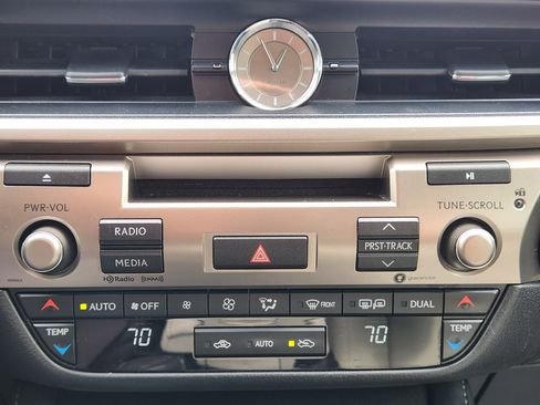 Used 2017 Lexus ES 350 image 20