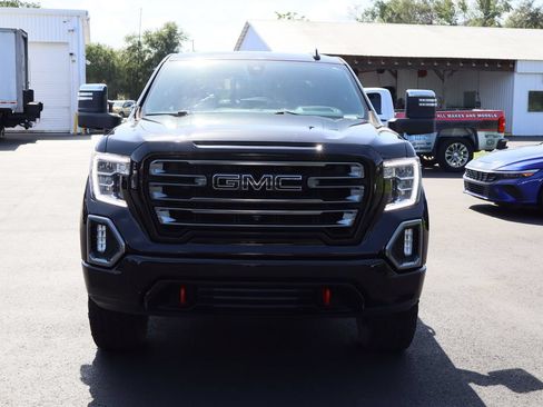 Used 2021 GMC Sierra 1500 AT4 w/ AT4 Premium Package AWD/4WD image 4
