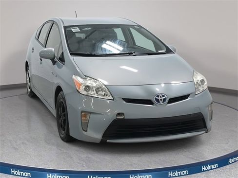 Used 2015 Toyota Prius Two image 4