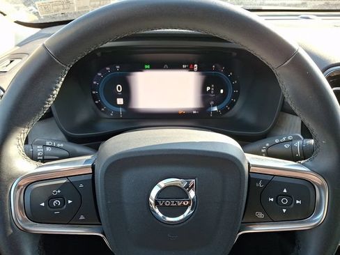 Used 2023 Volvo XC40 B5 Plus w/ Driver Assist Package AWD/4WD image 19