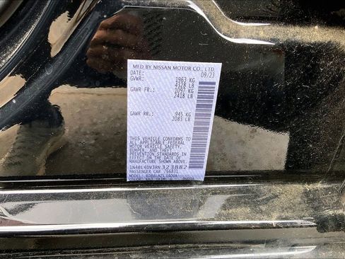 Used 2024 Nissan Altima 2.5 SV image 14