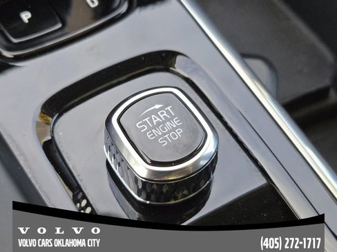 Certified 2025 Volvo XC60 B5 Plus w/ Climate Package image 20