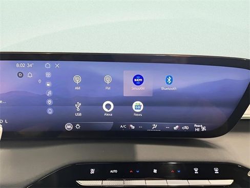 Certified 2025 Buick Enclave Preferred image 27