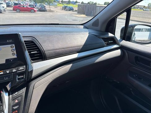 Used 2019 Honda Odyssey EX-L image 25