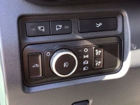 Certified 2023 Ford F250 Lariat w/ Tremor Off-Road Package image 28