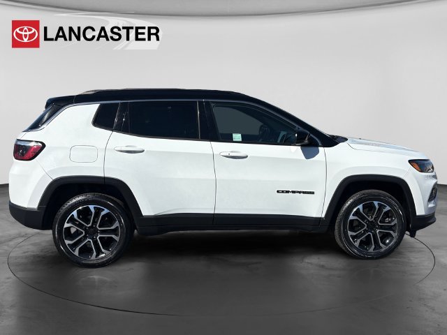 Used 2023 Jeep Compass Limited AWD/4WD image 8