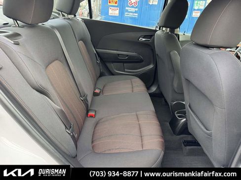 Used 2015 Chevrolet Sonic LT image 29