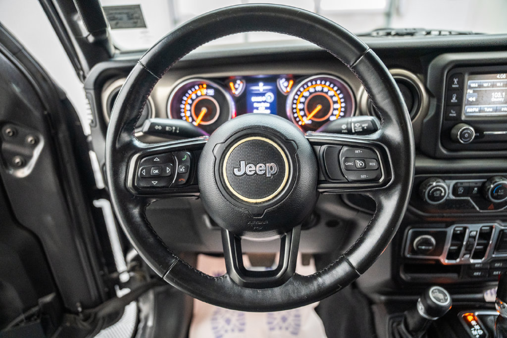Used 2018 Jeep Wrangler Unlimited Sport S AWD/4WD image 24