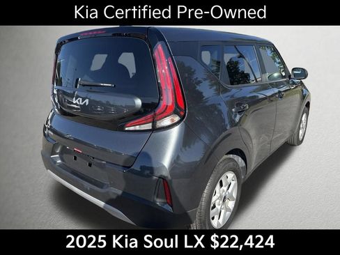 Used 2025 Kia Soul LX w/ LX Technology Package FWD image 4