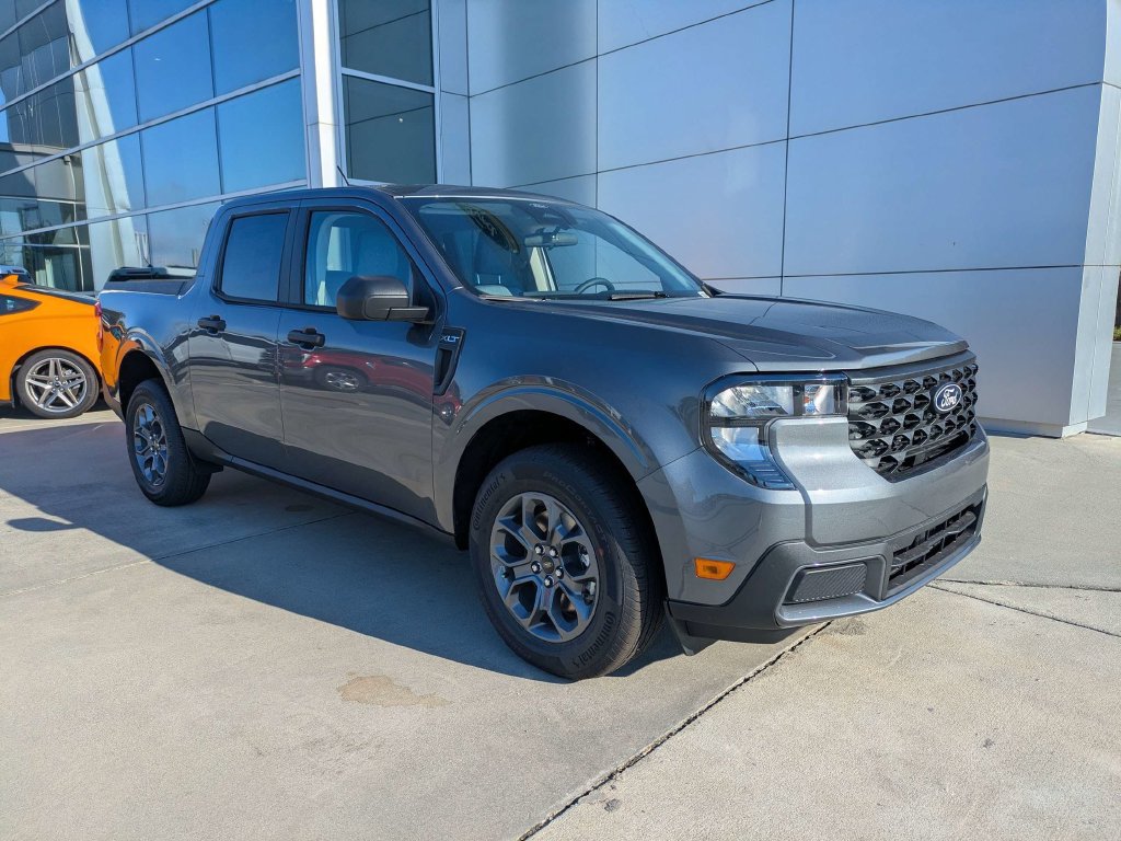 New 2026 Ford Maverick XLT FWD image 2