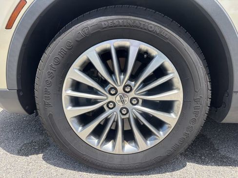 Used 2016 Lincoln MKX Select w/ Select Plus Package FWD image 39
