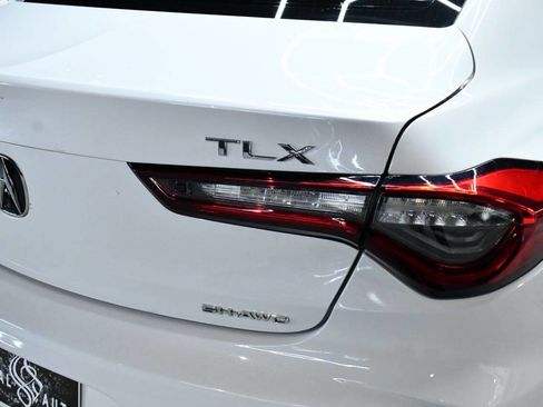 Used 2021 Acura TLX SH-AWD image 11