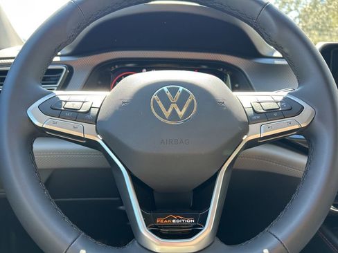 New 2026 Volkswagen Atlas Peak Edition AWD/4WD image 25