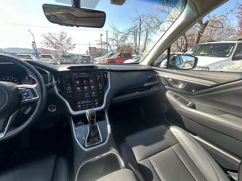 Used 2022 Subaru Outback Limited image 6
