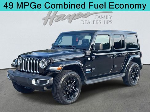 Used 2021 Jeep Wrangler Unlimited Sahara image 1
