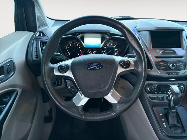 Used 2018 Ford Transit Connect Titanium FWD image 12