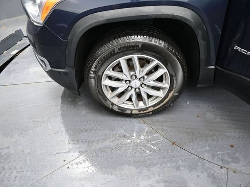 Used 2017 GMC Acadia SLE AWD/4WD image 13