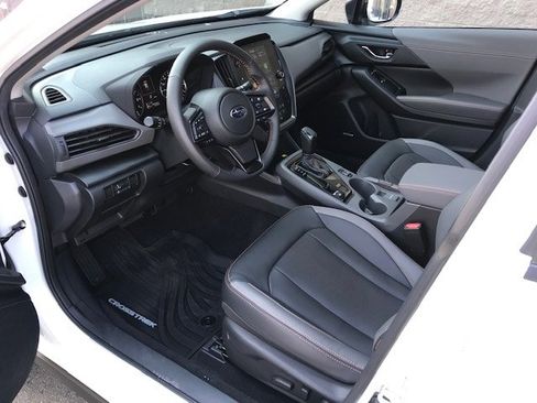 Certified 2025 Subaru Crosstrek 2.5i Limited w/ Popular Package #4A image 5