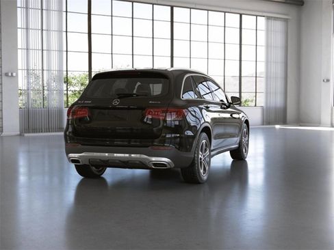 Certified 2021 Mercedes-Benz GLC 300 4MATIC image 24