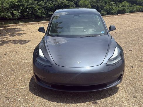 Used 2023 Tesla Model 3 Standard Range RWD image 14