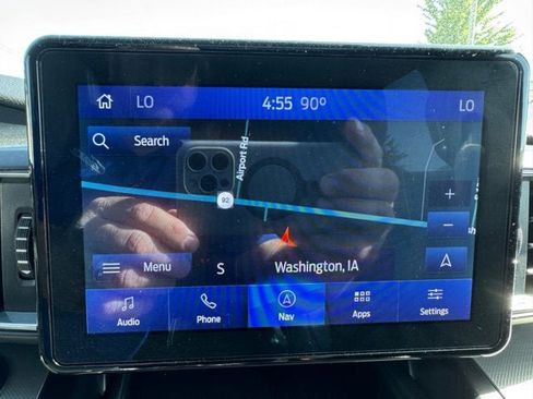 Used 2020 Ford Explorer XLT w/ Equipment Group 202A AWD/4WD image 18