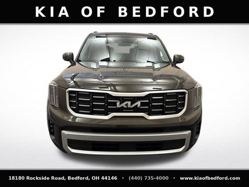 Used 2024 Kia Telluride S FWD image 2