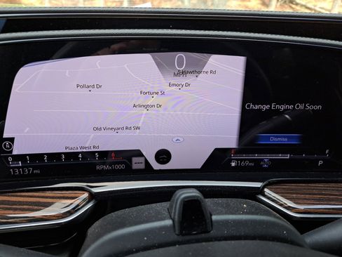 Used 2024 Cadillac Escalade Premium Luxury w/ Performance Package image 28