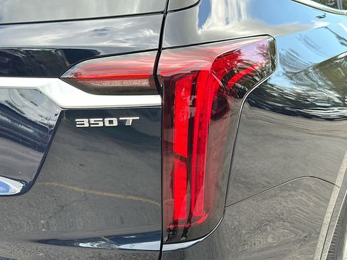 Used 2022 Cadillac XT6 Luxury image 33