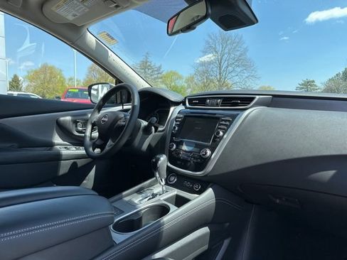Certified 2023 Nissan Murano SV w/ SV Midnight Edition Package AWD/4WD image 19