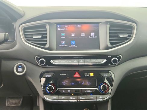 Used 2018 Hyundai Ioniq Blue image 21