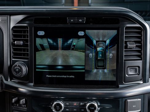 Used 2025 Ford F150 Raptor image 25